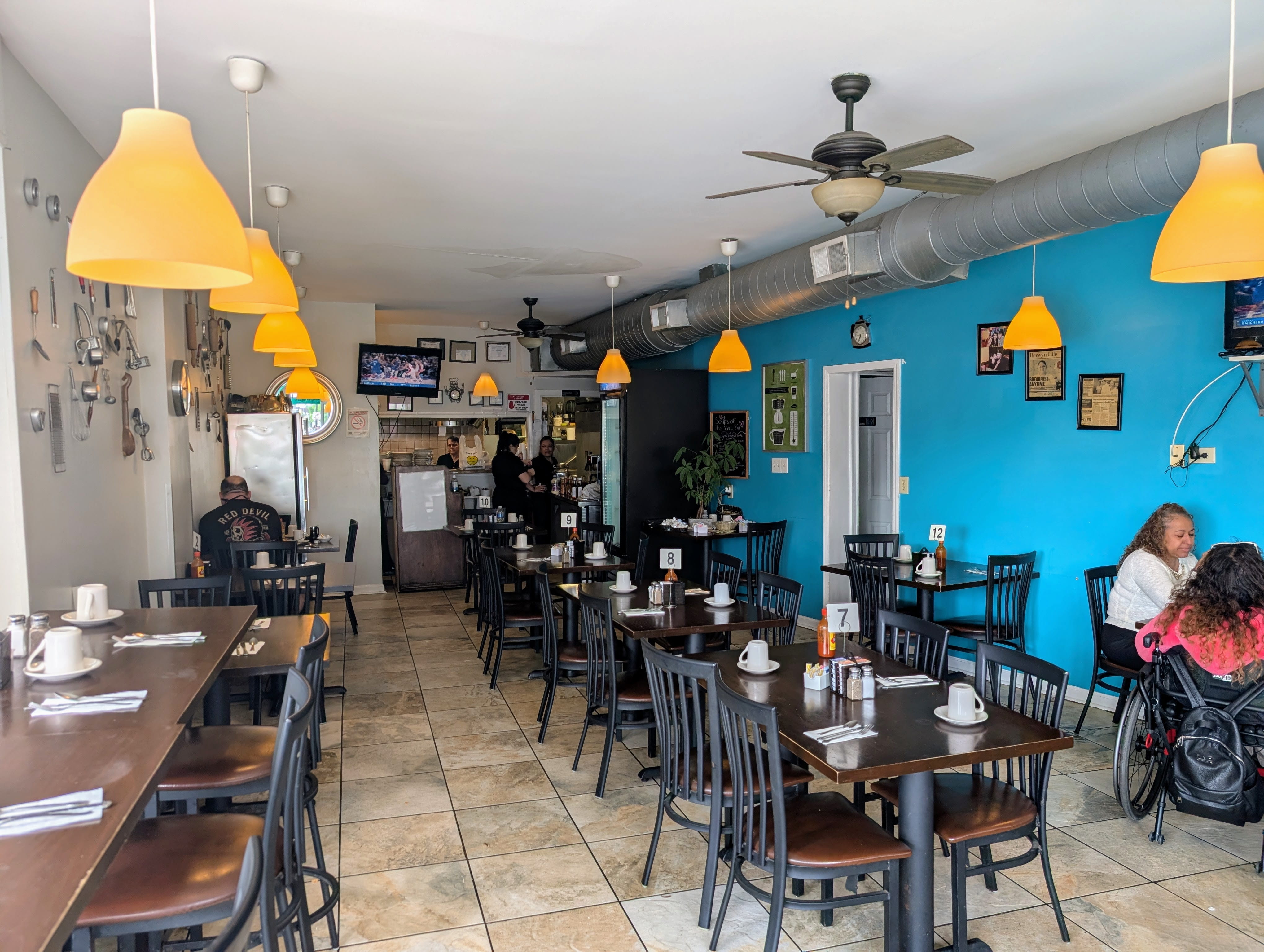 Tastee Corner Cafe Interior